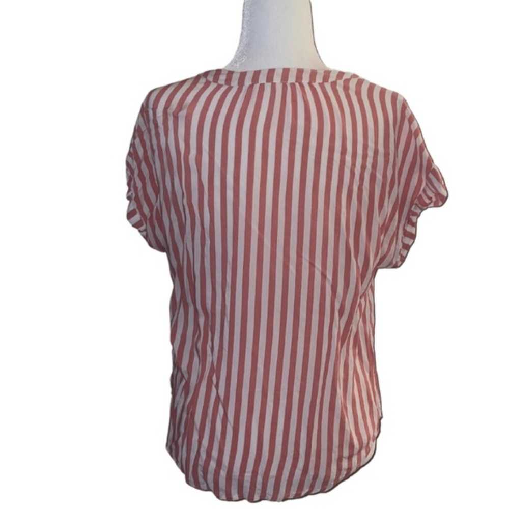 Button‎ down blouse - Picture 2 of 2